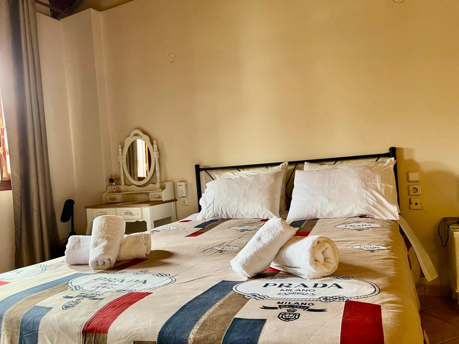 Στούντιο Κέντρου Άνω Πόλης Πάτρας Apartment Bagian luar foto