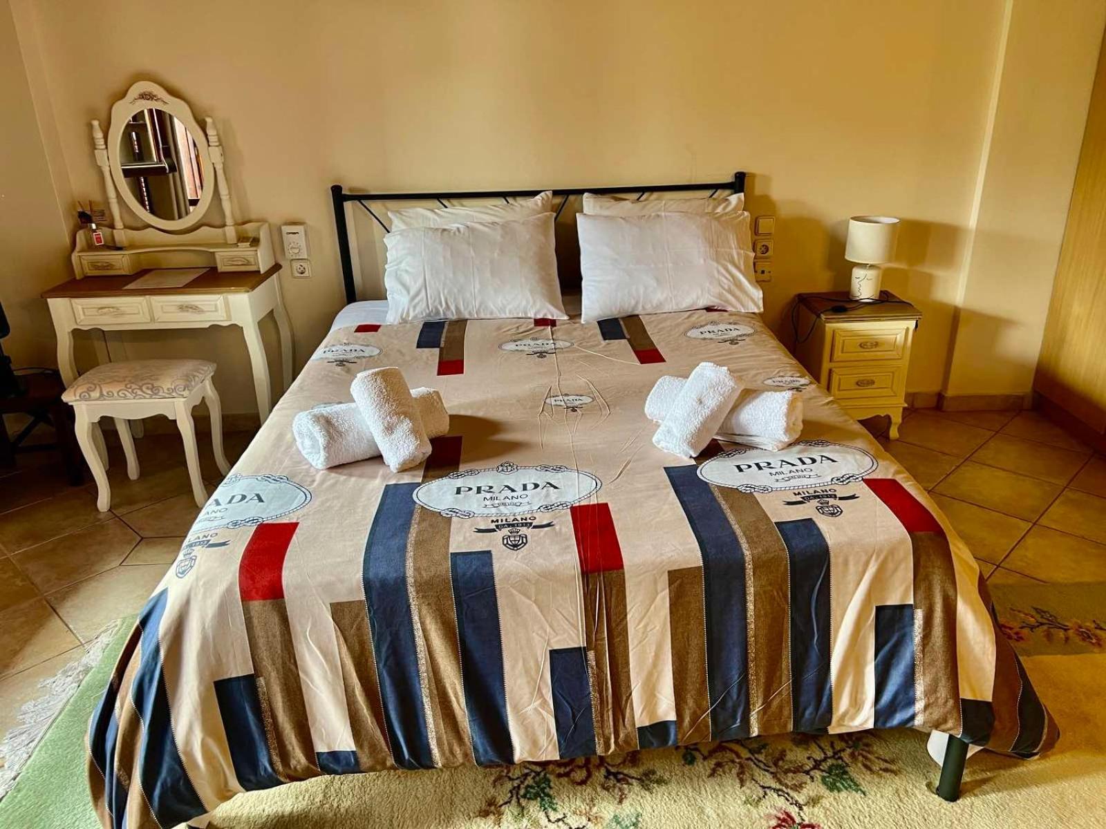 Στούντιο Κέντρου Άνω Πόλης Πάτρας Apartment Bagian luar foto